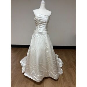 Jasmine Haute‎ Couture Ballgown, Size 10